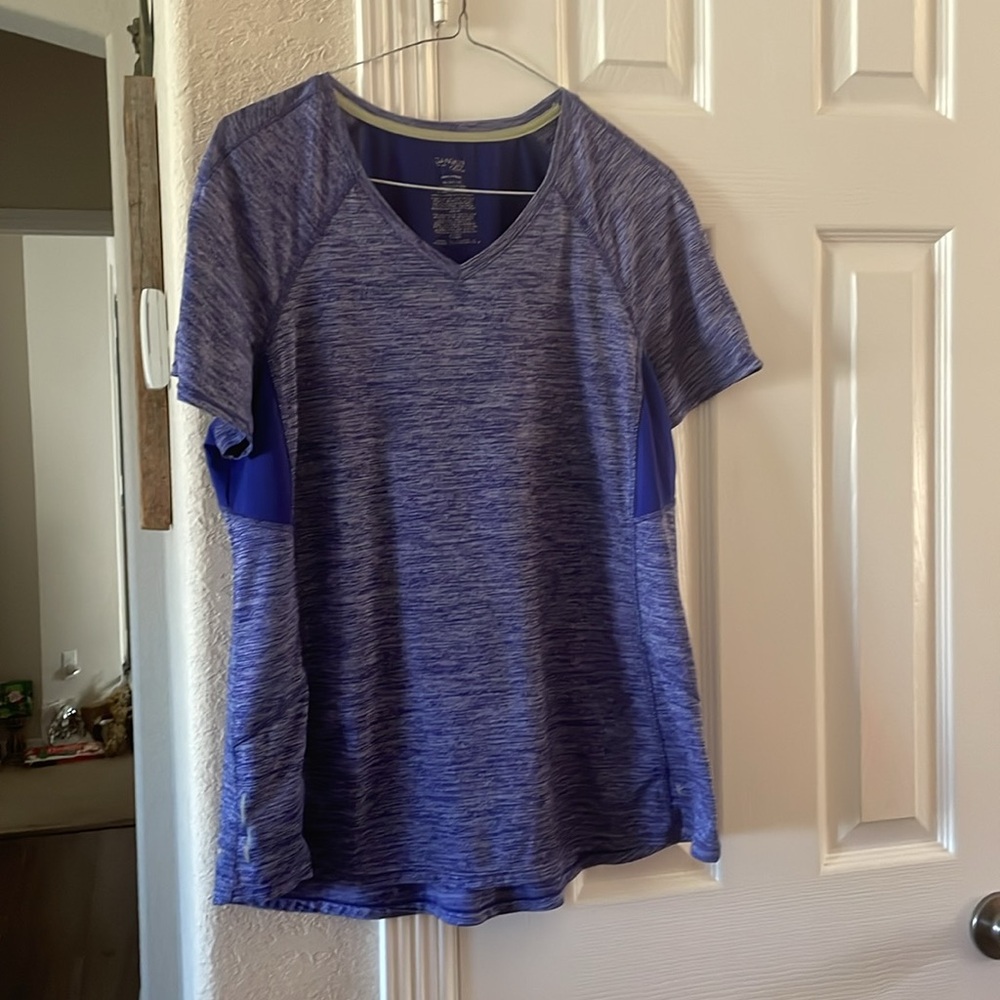 Danskin Now semi fitted short sleeve top 2XL